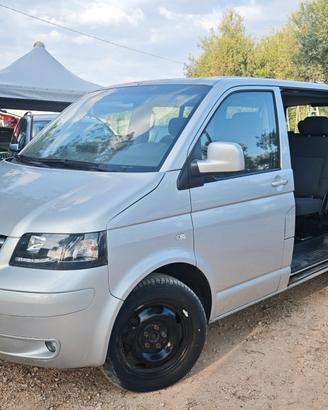 Volkswagen Caravelle Multivan 2.5 TDI/174CV 4motio