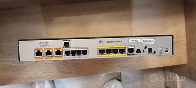Router Cisco serie 800 voip