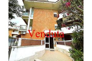 2 LOCALI A ARDEA