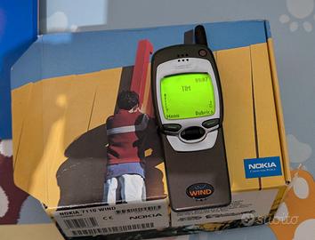 Nokia 7110 con scatola 