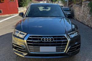 AUDI Q5 40 TDI quattro S tronic S-LINE