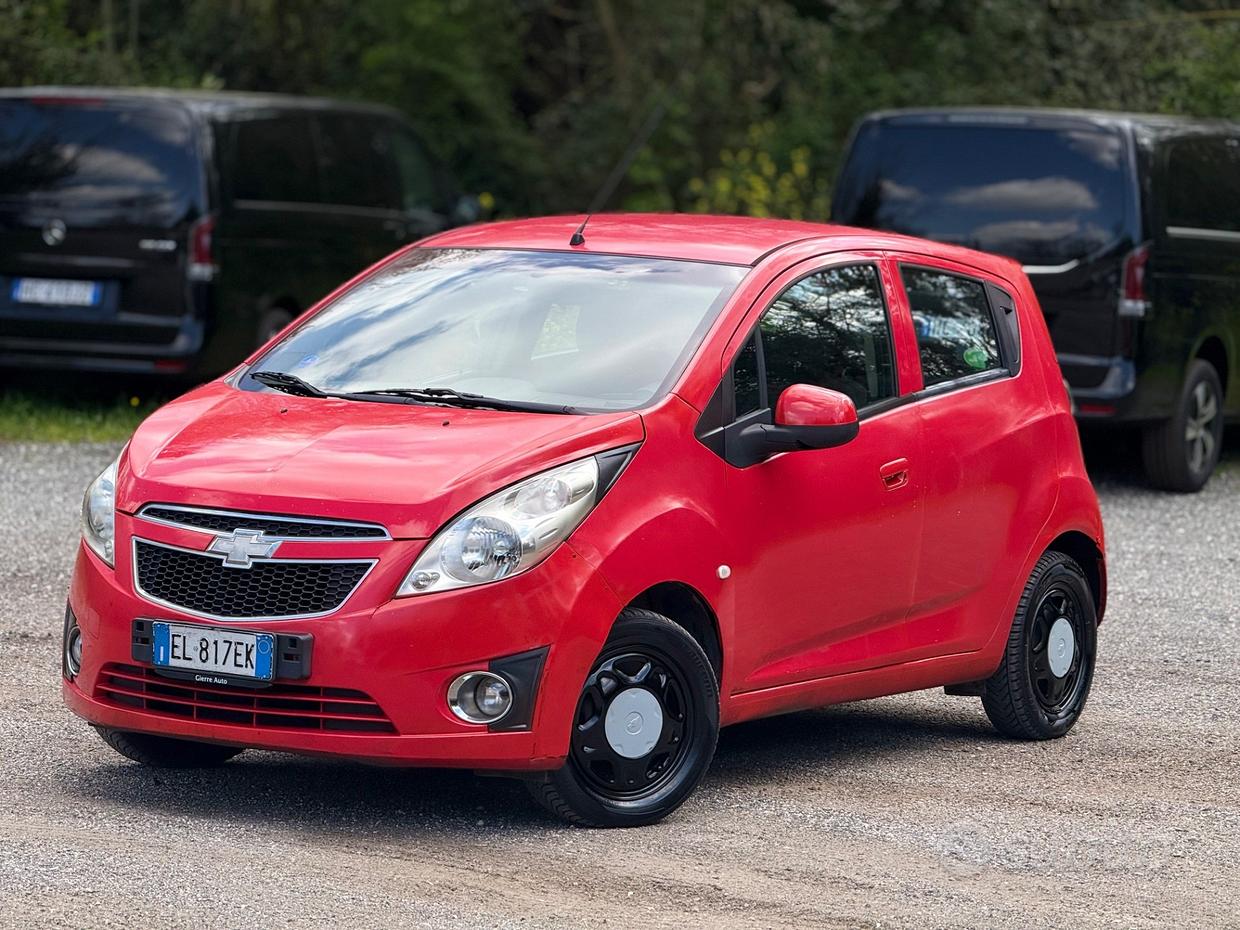 CHEVROLET Spark