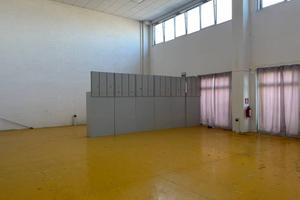 Immobile di 200 m² con 1 locale a Mordano