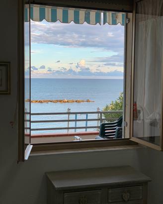 Appartamento fronte mare