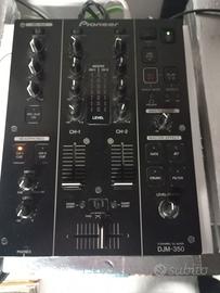 Mixer DJ giradischi