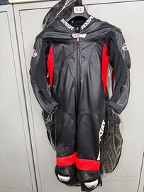 Abbigliamento stradale