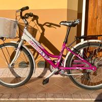 Bici bambina 24” --> età 8–11 anni