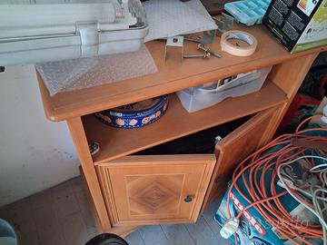 Mobiletto porta TV