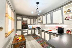 PORZIONE DI TRIFAMILIARE A CARIGNANO