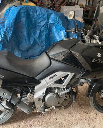 Suzuki v-strom 2004