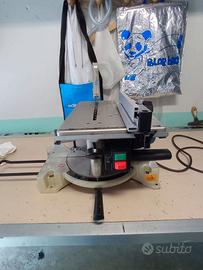 Troncatrice Makita LH1040F + Disco di ricambio