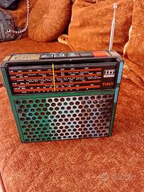 Radio Vintage rara Marca ITT TINY