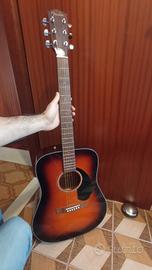 Chitarra acustica Fender