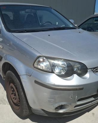 HONDA HR-V per ricambi usati