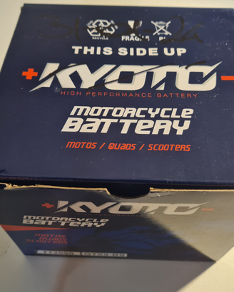 Batteria kyoto 8ah 12v per scooter