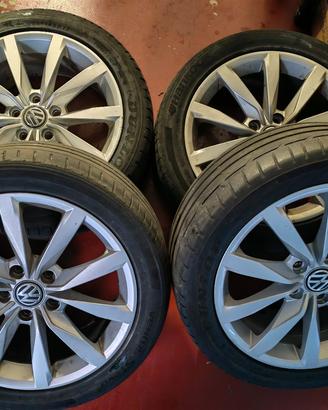 4 cerchi Dijon 17" vw golf 7, usati. 