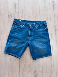 Bermuda Levi’s 501