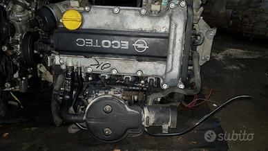 Motore Opel Corsa 1,2 B 16v X12XE