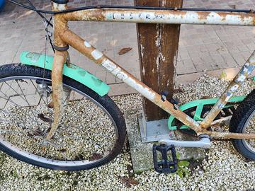 tre bici da ripristinare 