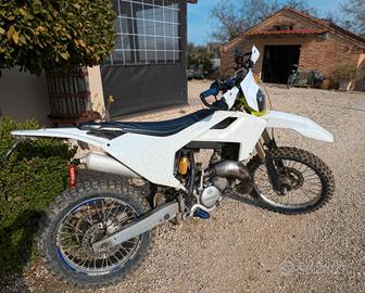 HUSQVARNA  125
