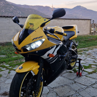 Yamaha YXF r6 Ed. Limitata 824