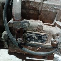 Cambio automatico BMW E30 4HP 22