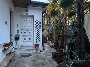 PORZIONE DI BIFAMILIARE A VENEZIA