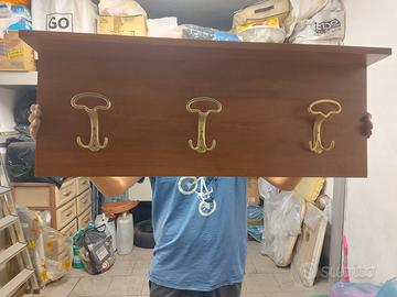 Appendiabiti in legno da parete anni 70.