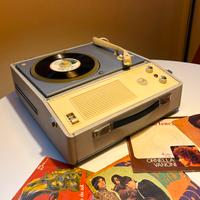 Giradischi CGE 0101 anni 60