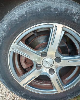 4 cerchi lega gomme Berlingo 195/65 r15 estive