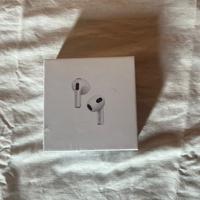 Apple AirPods di 3ª generazione