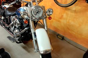 Harley Davidson Deluxe 