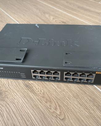Switch D-Link DES-1016D 16 porte 10/100 rack