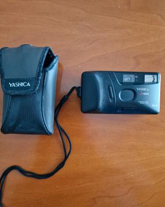 YASHICA J-MINI