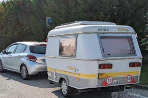 Piccola roulotte 2 posti