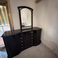 Cassettiera con specchio