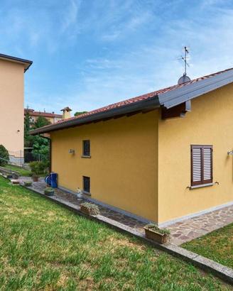 Villa di 226 m² con 5 locali e box auto doppio a C