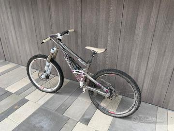  Bici da downhill scott voltage fr 10
