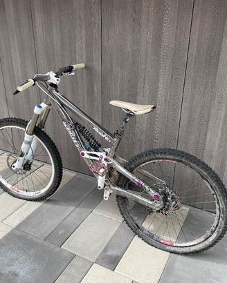  Bici da downhill scott voltage fr 10