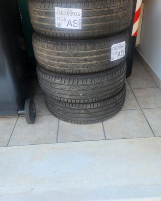 Gomme auto 17