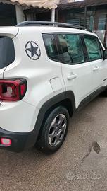jeep Renegade gasolio 1600 120 CV anno 2016 km 137