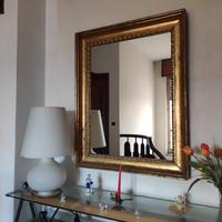 Cornice dell'ottocento con specchio