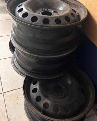 4 cerchi da 15 pollici