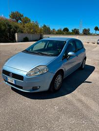 Fiat grande punto 1.3 adatta a neopatentati