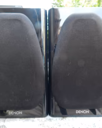 CASE DENON IN BUONO STATO SIA ESTETICO E FUNZIONAL