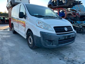 Ricambi usati per Fiat Scudo 2.0MJT RHK 2009