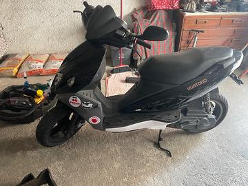 Malaguti Phantom F12-R 50 - 2024