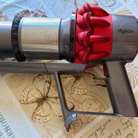 Dyson v10 Corpo e ciclone