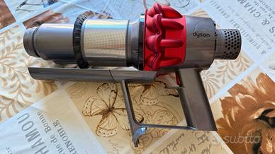 Dyson v10 Corpo e ciclone