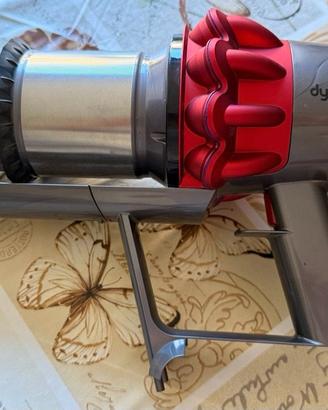 Dyson v10 Corpo e ciclone